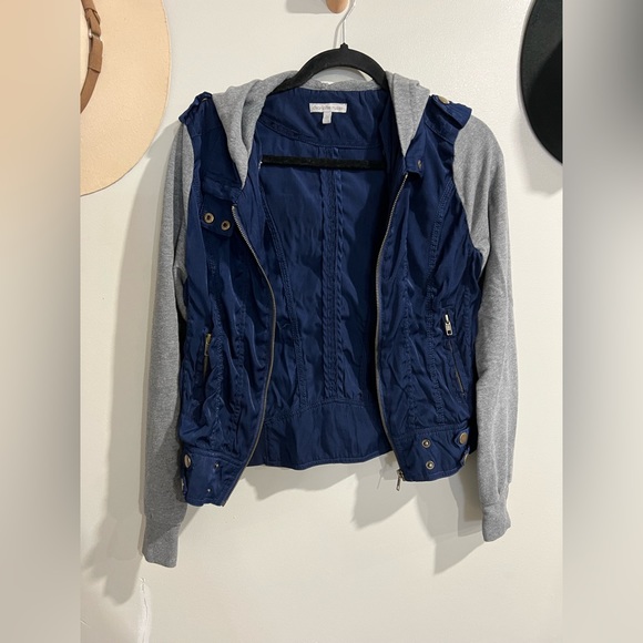 5 for $12 Charolette Russe L Sweater Jacket blue and grey - Picture 3 of 3